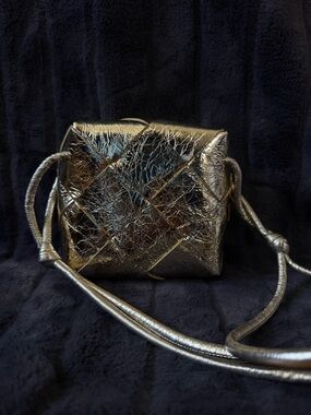 Metallic Silver Woven Crossbody Bag - Women's Shoulder Bag